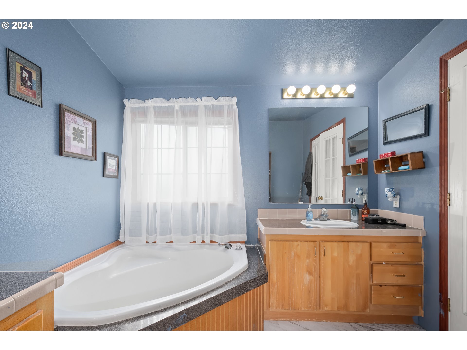 157 Schoolhouse Road Kelso, WA 98626 - Photo 16 of 33 Gallery Image 16