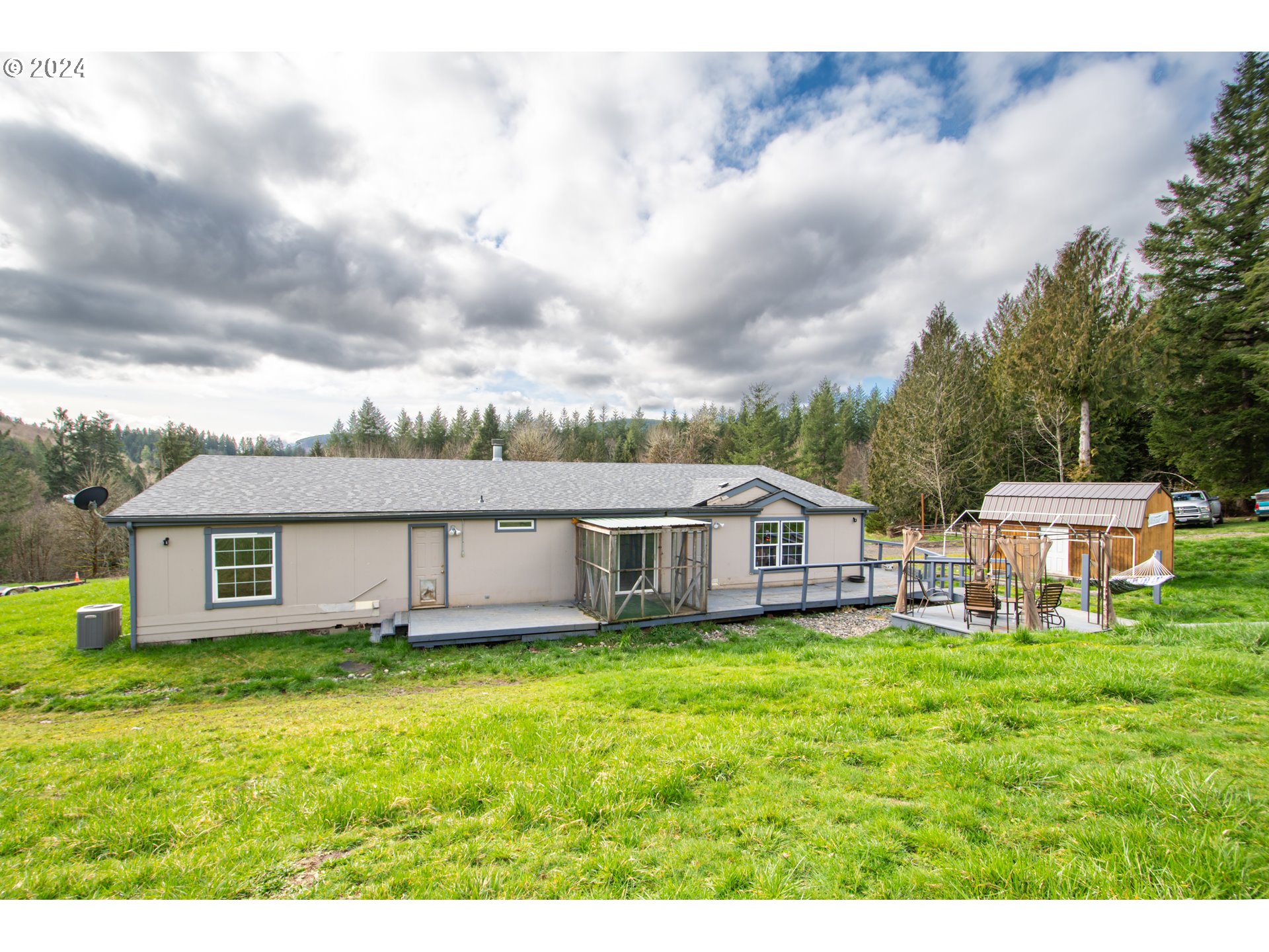 157 Schoolhouse Road Kelso, WA 98626 - Photo 29 of 33 Gallery Image 29