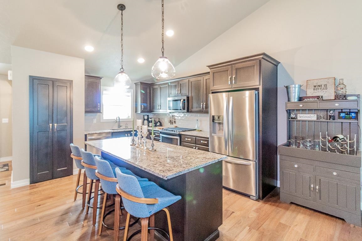 1857 Southbridge Road De Pere, WI 54115 - Photo 5 of 40