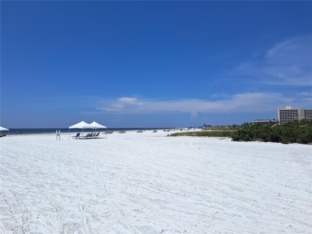 6150 Midnight Pass Road, Unit V4 Sarasota, FL 34242 - Photo 31 of 38 Gallery Image 31