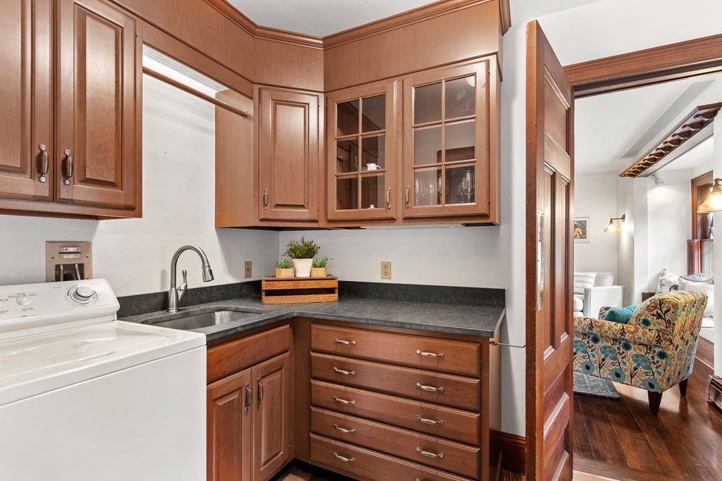 5 Wallingford Road Marblehead, MA 01945 - Photo 11 of 42 Gallery Image 11