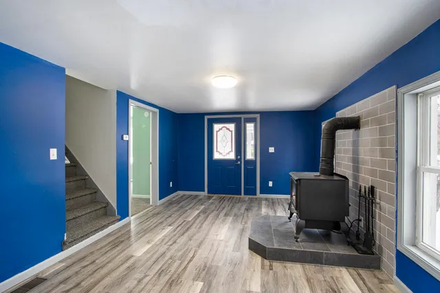 $286,000 | 32435 County Road 669, Lawton, MI 49065