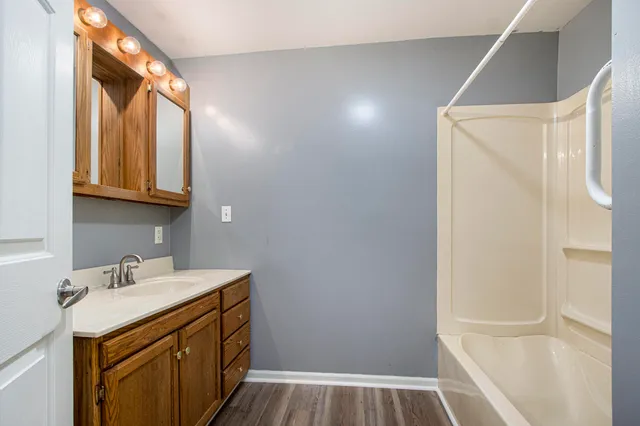 $286,000 | 32435 County Road 669, Lawton, MI 49065