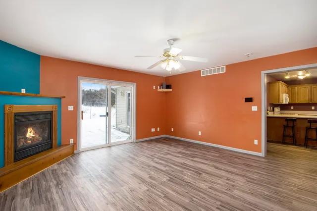 $286,000 | 32435 County Road 669, Lawton, MI 49065