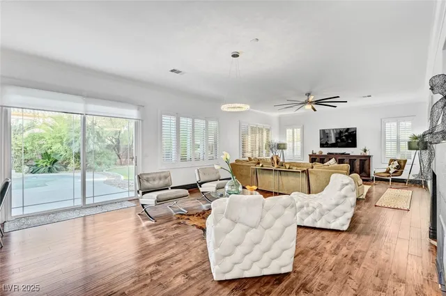 $6,995 | 9593 Los Cotos Court, Las Vegas, NV 89147