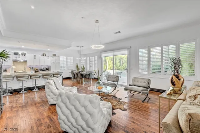 $6,995 | 9593 Los Cotos Court, Las Vegas, NV 89147