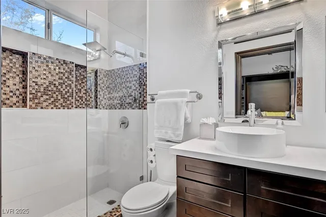 $6,995 | 9593 Los Cotos Court, Las Vegas, NV 89147