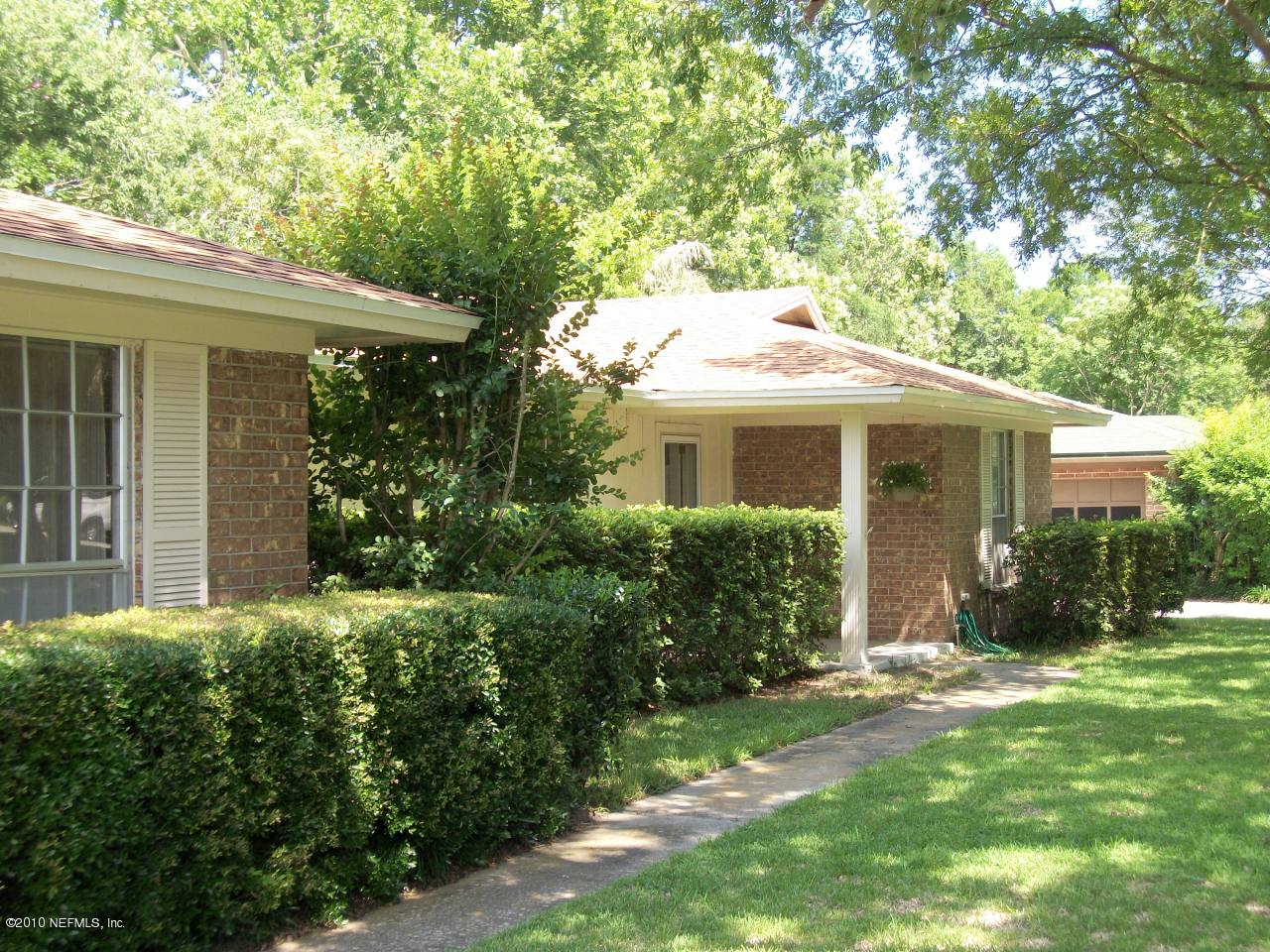 166 Foxridge Road Orange Park, FL 32065 - Photo 2 of 7 front view
