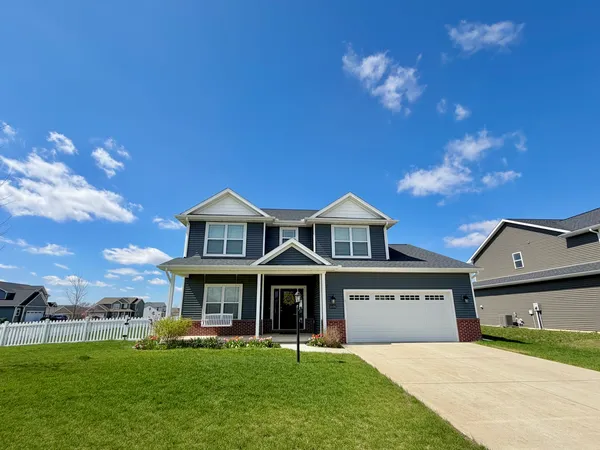 $435,000 | 1604 Oliger Drive, Mahomet, IL 61853