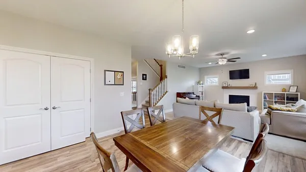 $435,000 | 1604 Oliger Drive, Mahomet, IL 61853