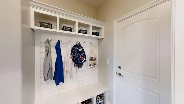 $435,000 | 1604 Oliger Drive, Mahomet, IL 61853