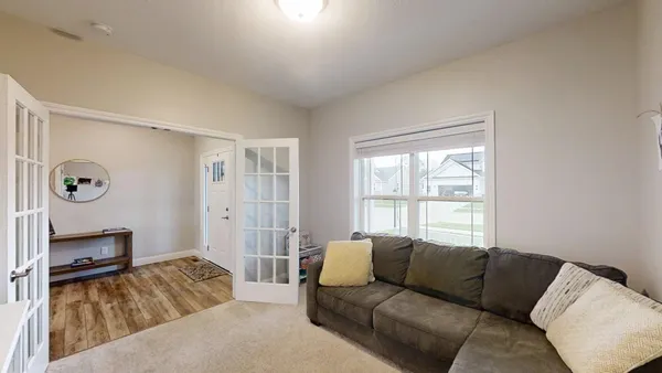 $435,000 | 1604 Oliger Drive, Mahomet, IL 61853