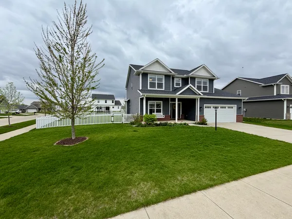 $435,000 | 1604 Oliger Drive, Mahomet, IL 61853