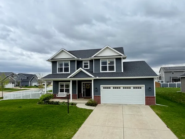 $435,000 | 1604 Oliger Drive, Mahomet, IL 61853
