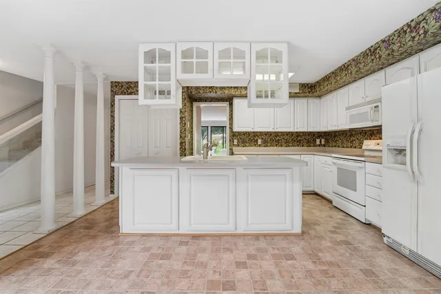 $209,900 | 1231 West Nicolet Circle, Appleton, WI 54914