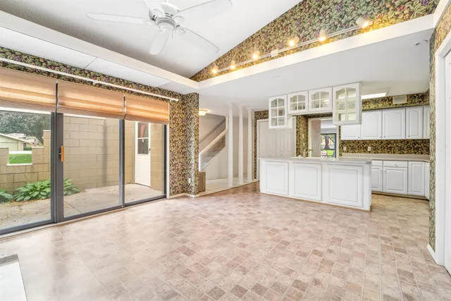 $209,900 | 1231 West Nicolet Circle, Appleton, WI 54914