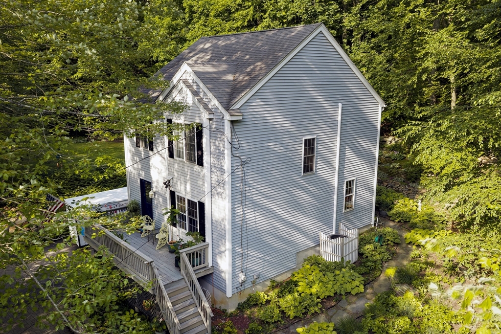 271 Mashapaug Road Holland, MA 01521 - Photo 1 of 20 Gallery Image 1