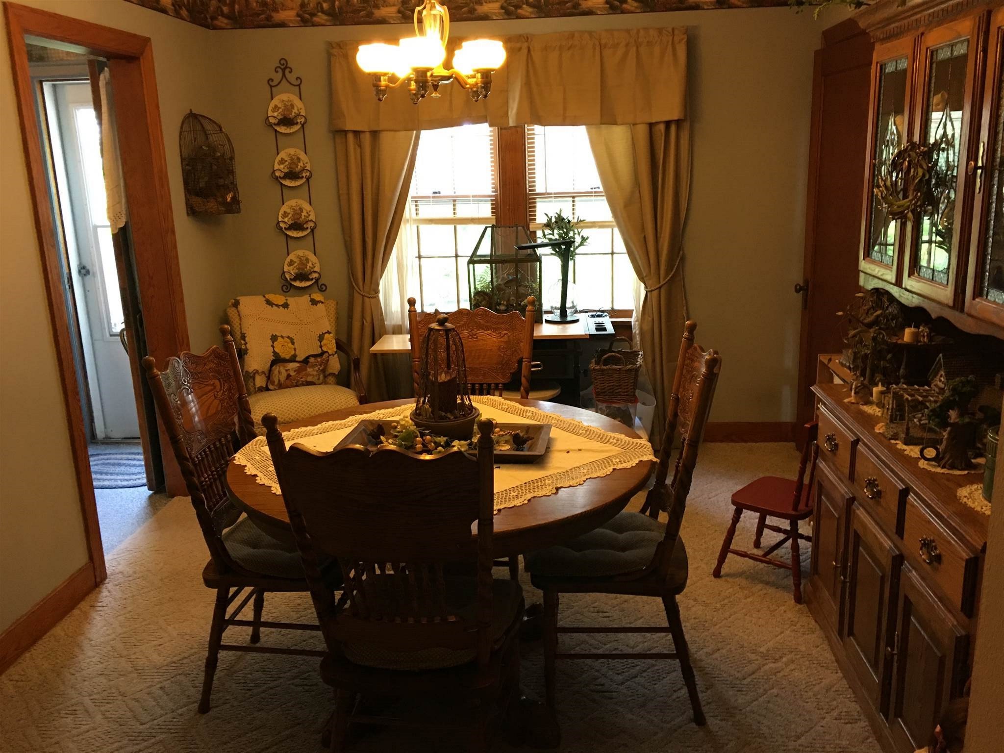 1216 West Monroe Street Decatur, IN 46733 - Photo 2 of 10