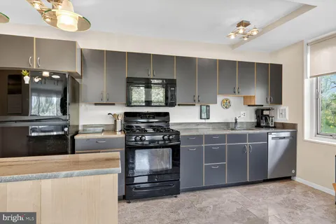 $479,900 | 4000 Tunlaw Road Northwest, Unit 1026, Washington, DC 20007