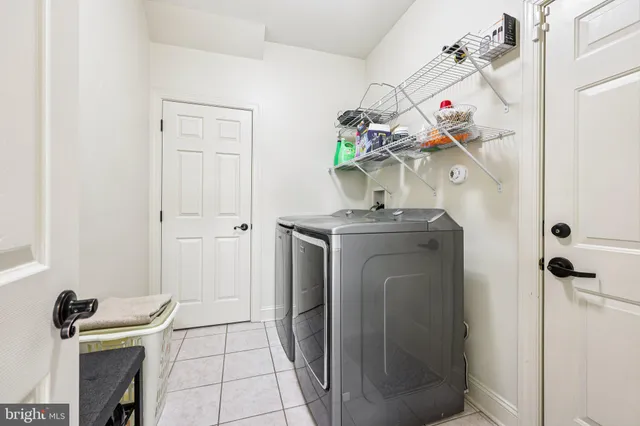 $700,000 | 3000 Long Way, Easton, PA 18040