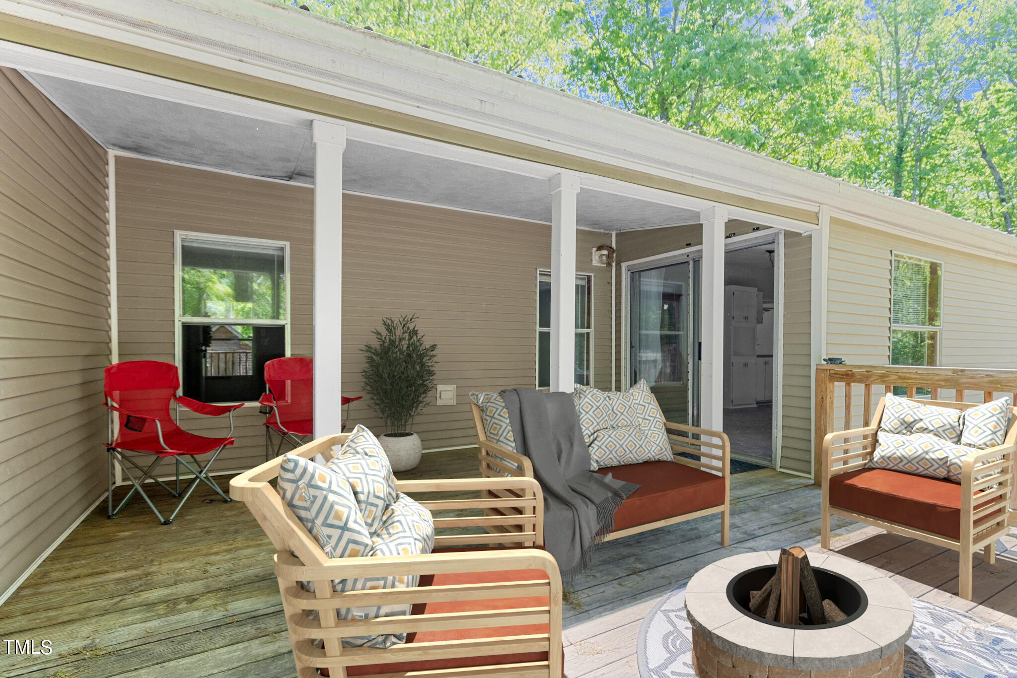 120 Graham Day Road Roxboro, NC 27574 - Photo 4 of 71 virtually staged deck