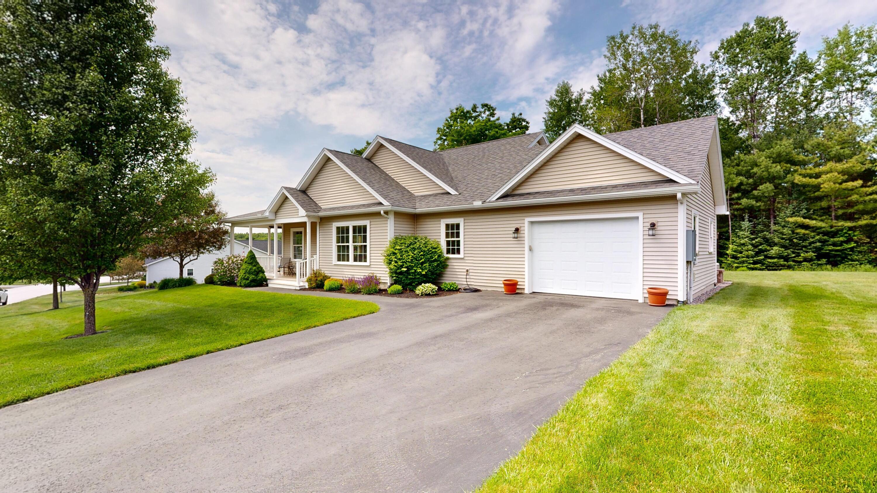 7 Cortland Way Lewiston, ME 04240 - Photo 2 of 80 7 Cortland Way, Lewiston
