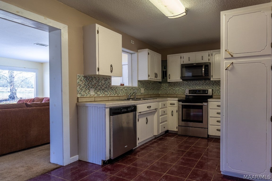644 Russell Road Samson, AL 36477 - Photo 5 of 51 Gallery Image 5