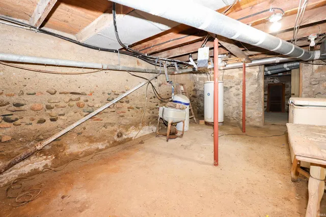 $265,000 | 3345 Highway 20, Angola, IN 46703