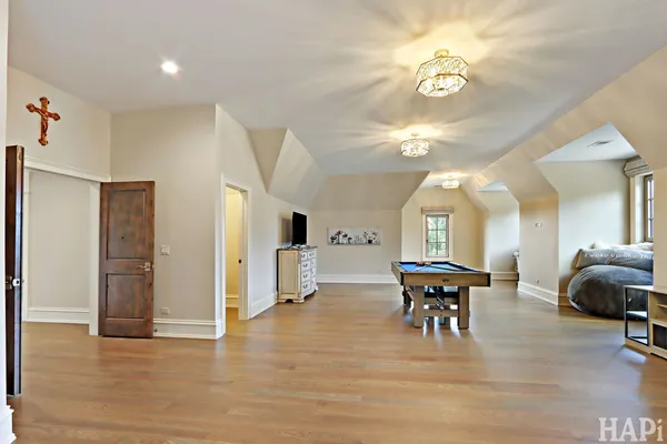 $2,695,000 | 18 Enclave, South Barrington, IL 60010