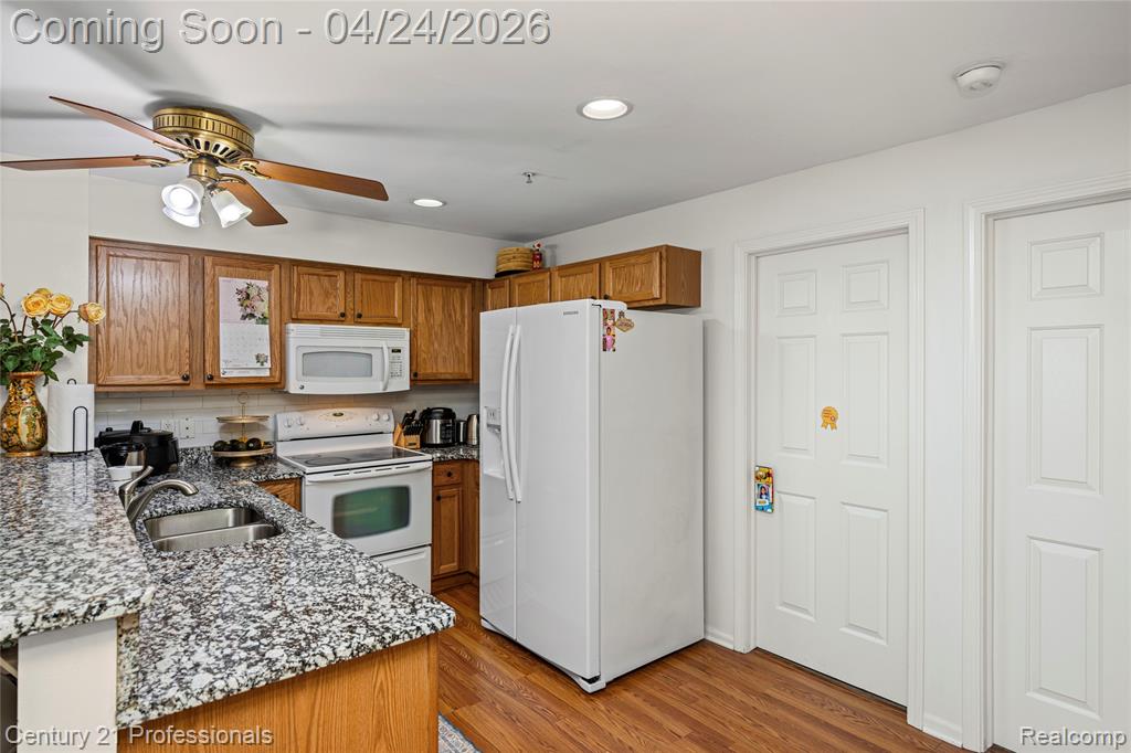 1116 Faulkner Troy, MI 48083 - Photo 11 of 37