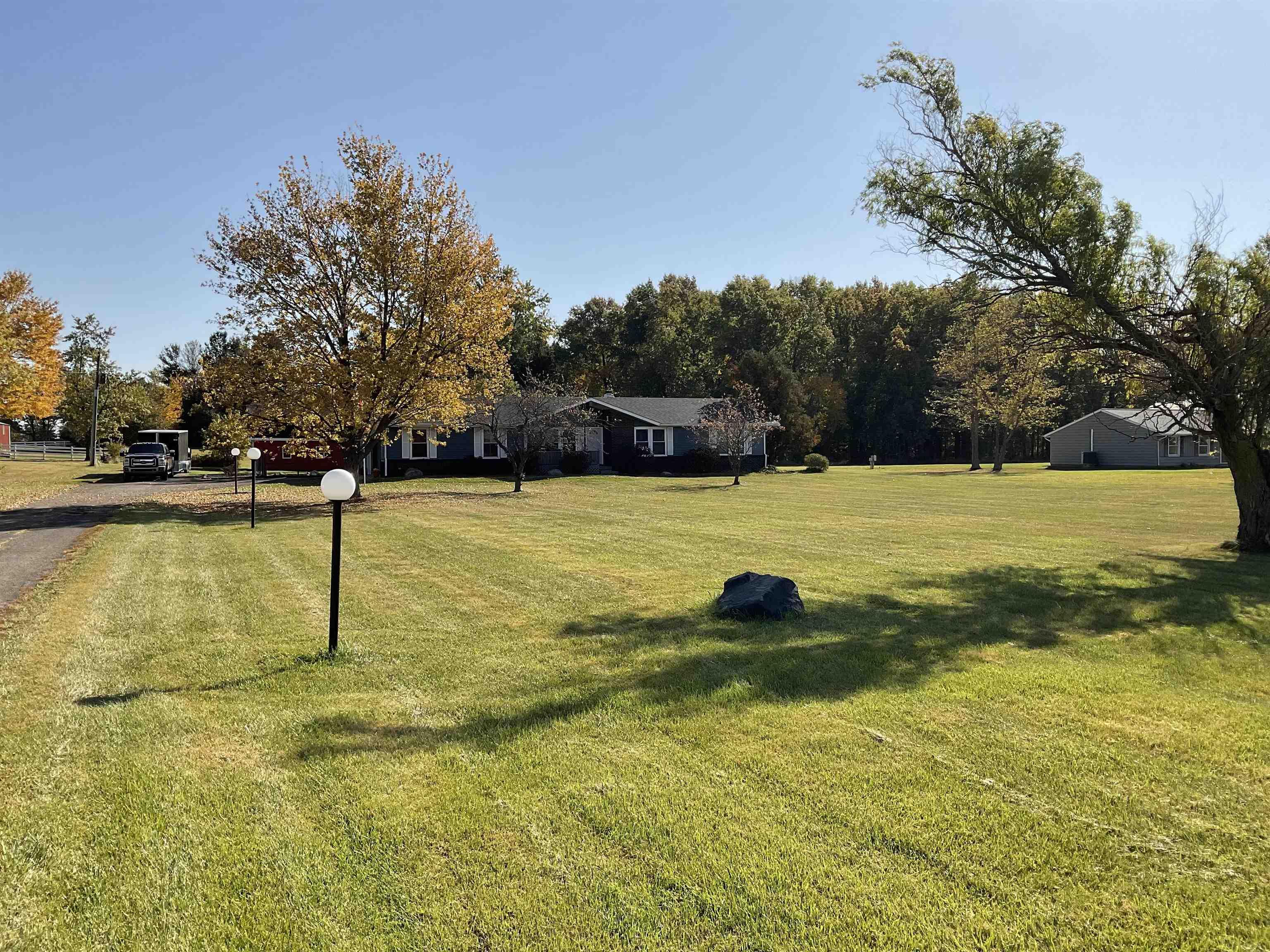 11615 Marion Center Road Hoagland, IN 46745 - Photo 1 of 36