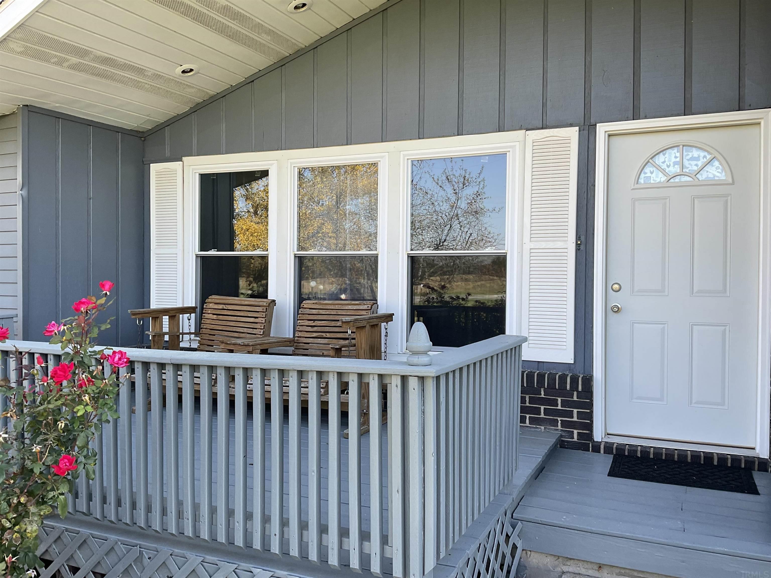 11615 Marion Center Road Hoagland, IN 46745 - Photo 3 of 36