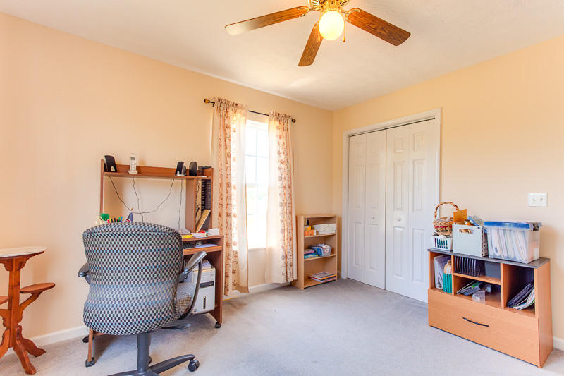 525 Ranch Road Loudon, TN 37774 - Photo 16 of 24 016150513-02-525RanchRdLoudonTN37774-SMA