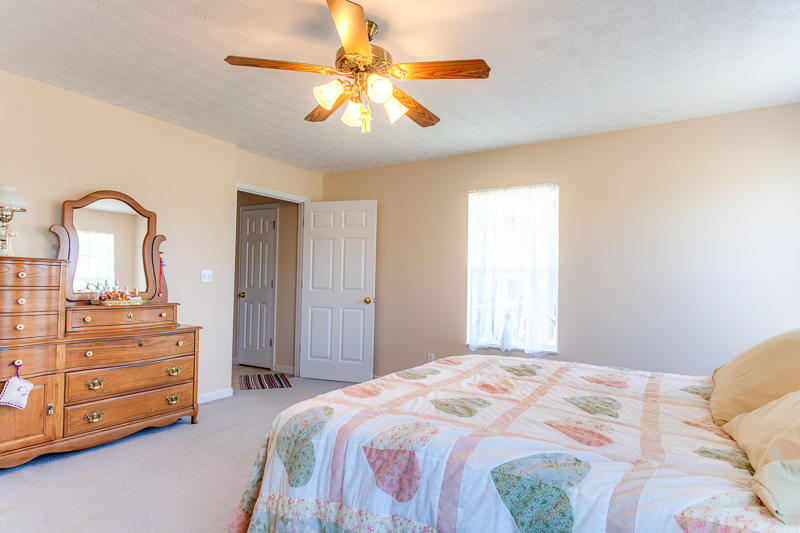 525 Ranch Road Loudon, TN 37774 - Photo 21 of 24 021150513-02-525RanchRdLoudonTN37774-SMA