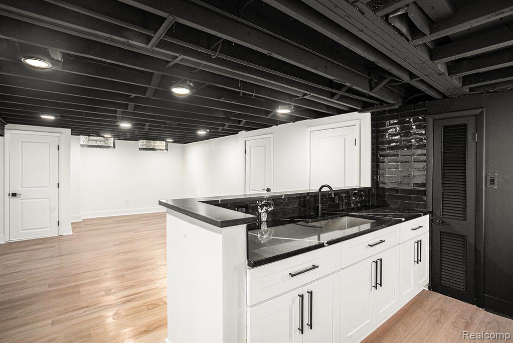 31100 West Rutland Street Beverly Hills, MI 48025 - Photo 20 of 28
