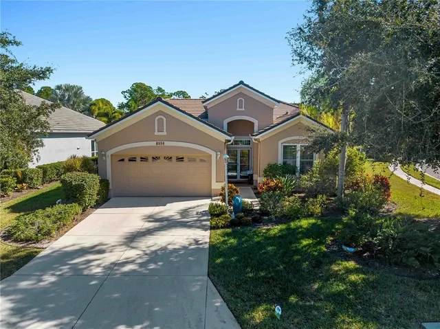 $495,000 | 8419 Whispering Woods Court, Lakewood Ranch, FL 34202