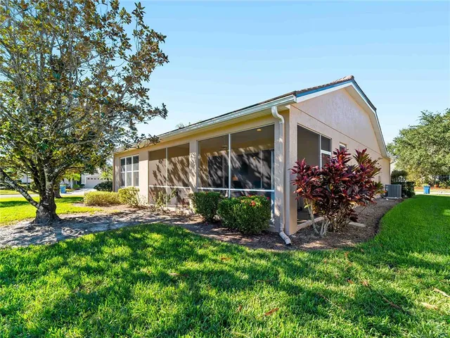 $495,000 | 8419 Whispering Woods Court, Lakewood Ranch, FL 34202