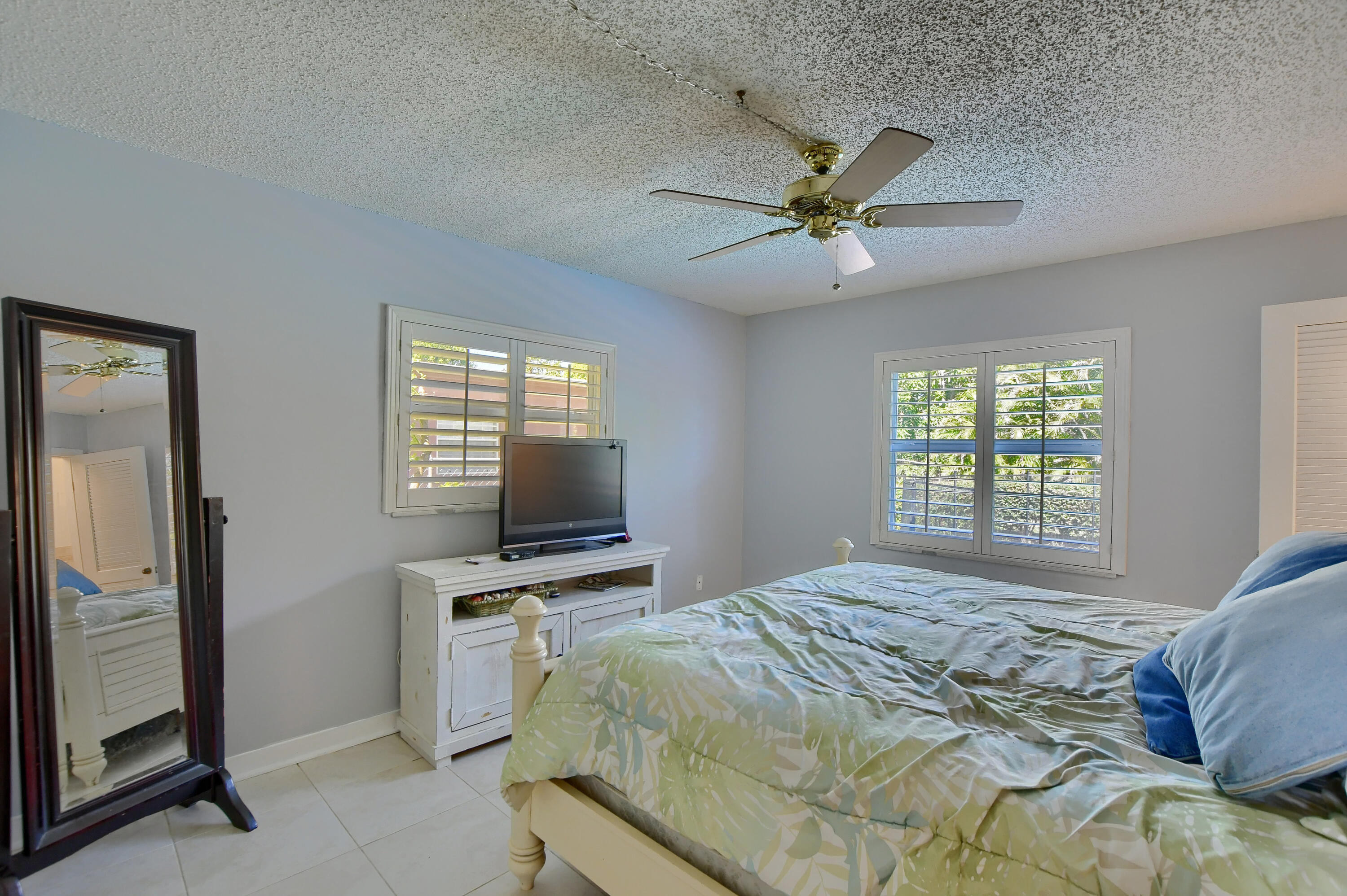 10905 Jennifer Lane Boca Raton, FL 33428 - Photo 18 of 44 19_ebf_4399-hdr(5)