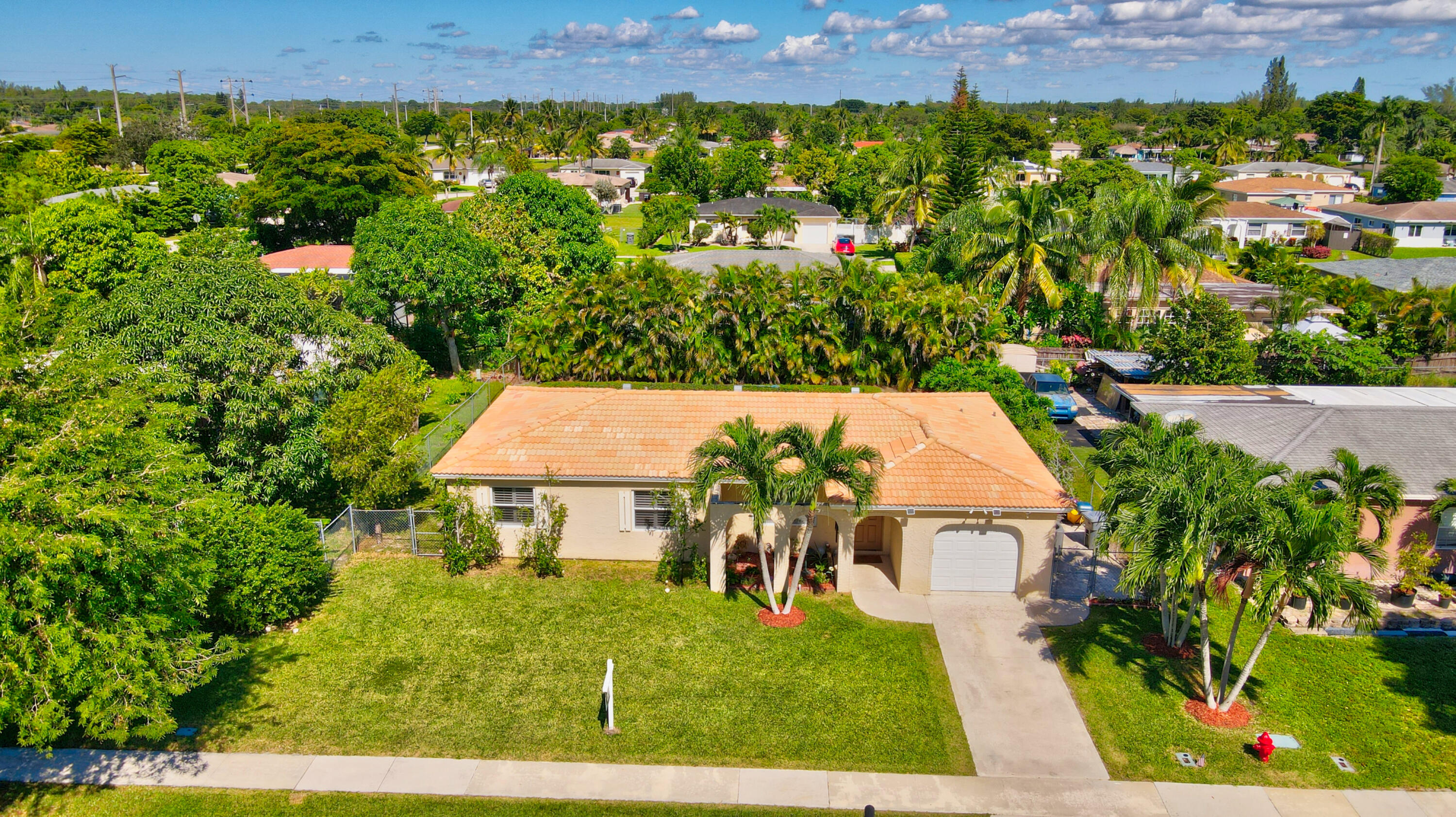 10905 Jennifer Lane Boca Raton, FL 33428 - Photo 33 of 44 35_dji_0891_2_3_4_5