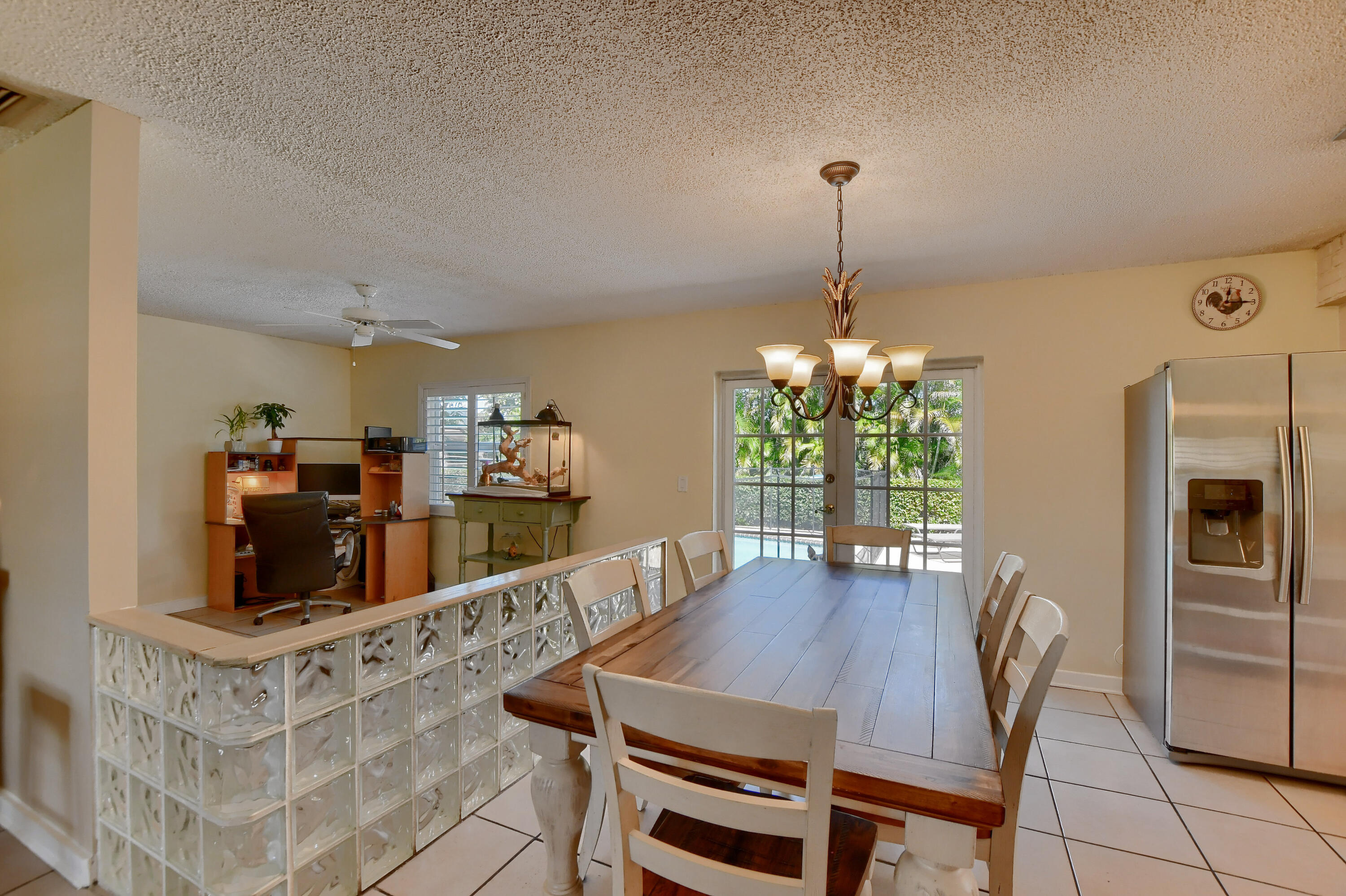 10905 Jennifer Lane Boca Raton, FL 33428 - Photo 9 of 44 10_ebf_4354-hdr(5)