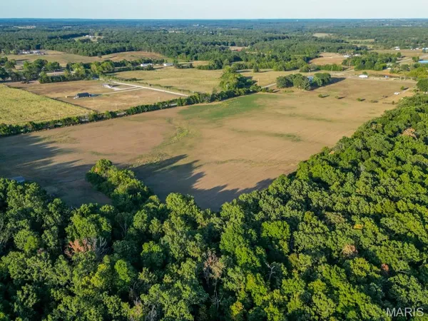 $495,000 | 15800 Highway Ww Lebanon Mo 65536, Lebanon, MO 65536
