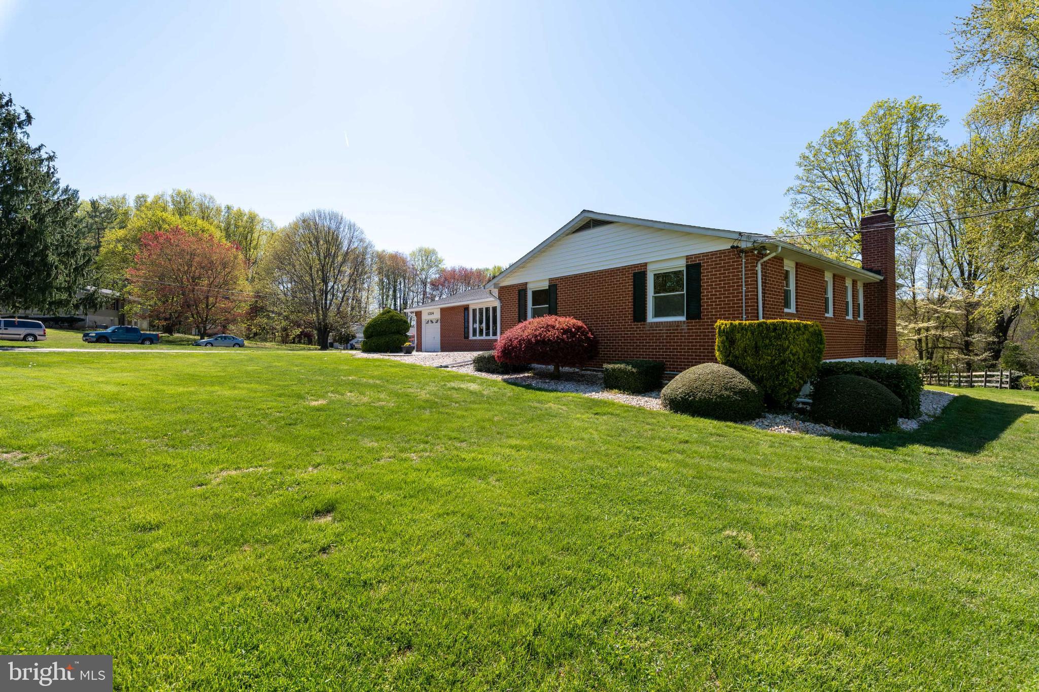 1314 Terry Way Fallston, MD 21047 - Photo 2 of 45 Right side view