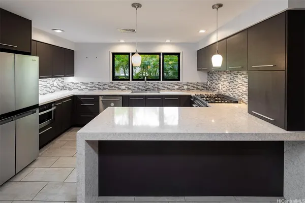 $8,500 | 4103 Kahala Avenue, Honolulu, HI 96816