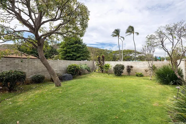 $8,500 | 4103 Kahala Avenue, Honolulu, HI 96816