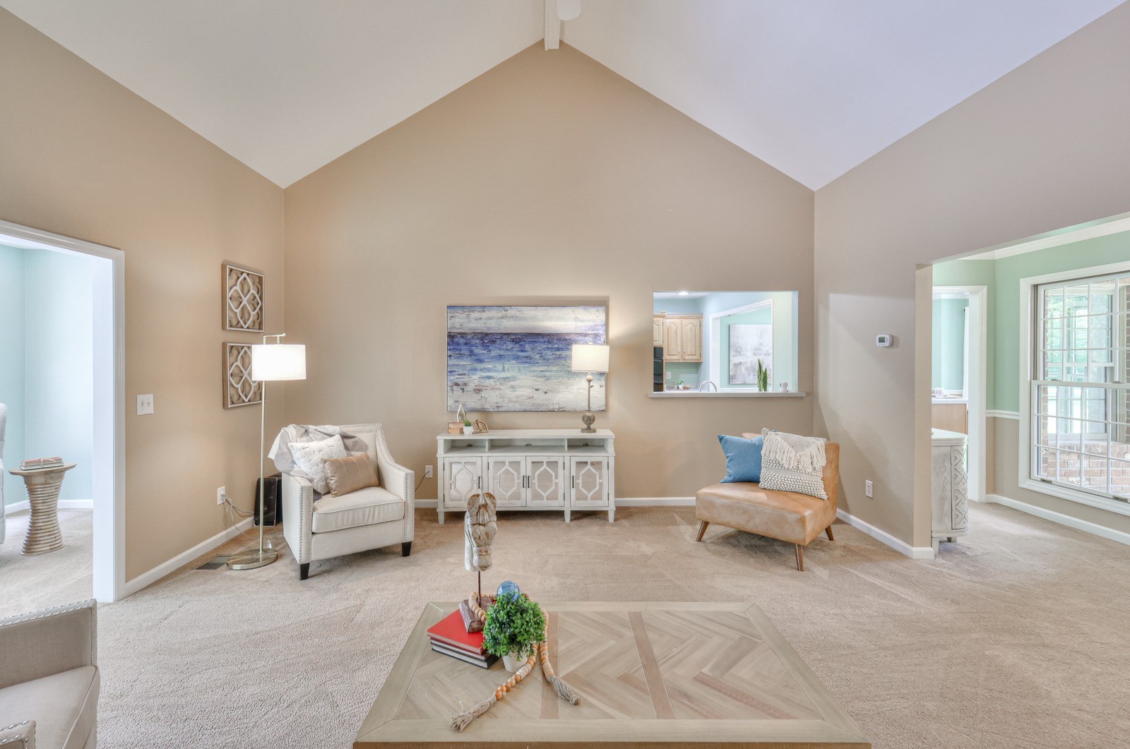 8775 Rockvale Road Rockvale, TN 37153 - Photo 8 of 34 a living room with furniture and a couch