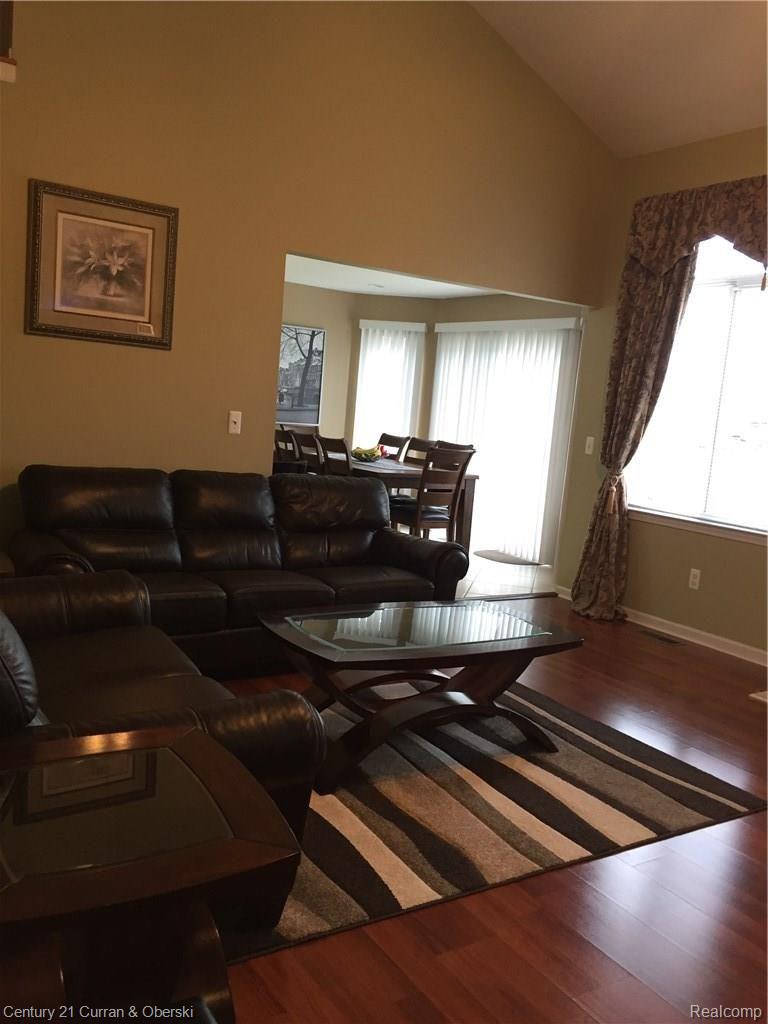 38588 Westchester Road Sterling Heights, MI 48310 - Photo 3 of 33 IMG_0313.JPG