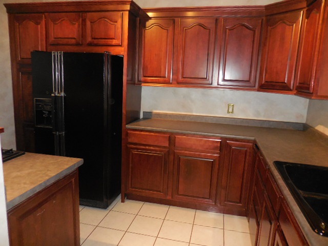 120 West 10th Street Rochester, IN 46975 - Photo 11 of 23