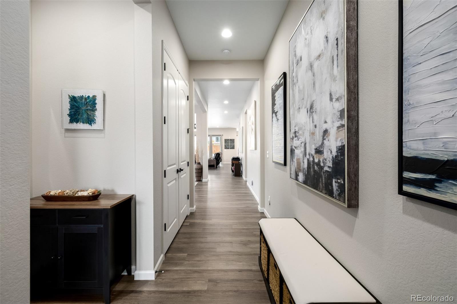 2812 Keepsake Way Castle Rock, CO 80109 - Photo 3 of 42