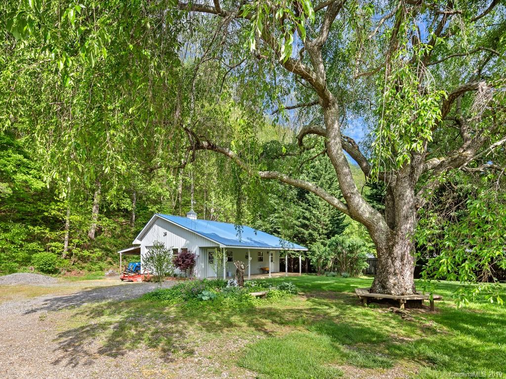 544 Ted Inman Road Canton, NC 28716 - Photo 5 of 38
