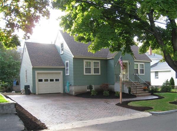27 Lake Street Wakefield, MA 01880 - Photo 1 of 17